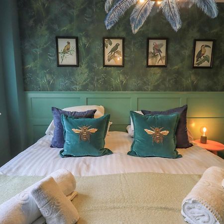 Tipsy Bee Villa Уиндермер Екстериор снимка