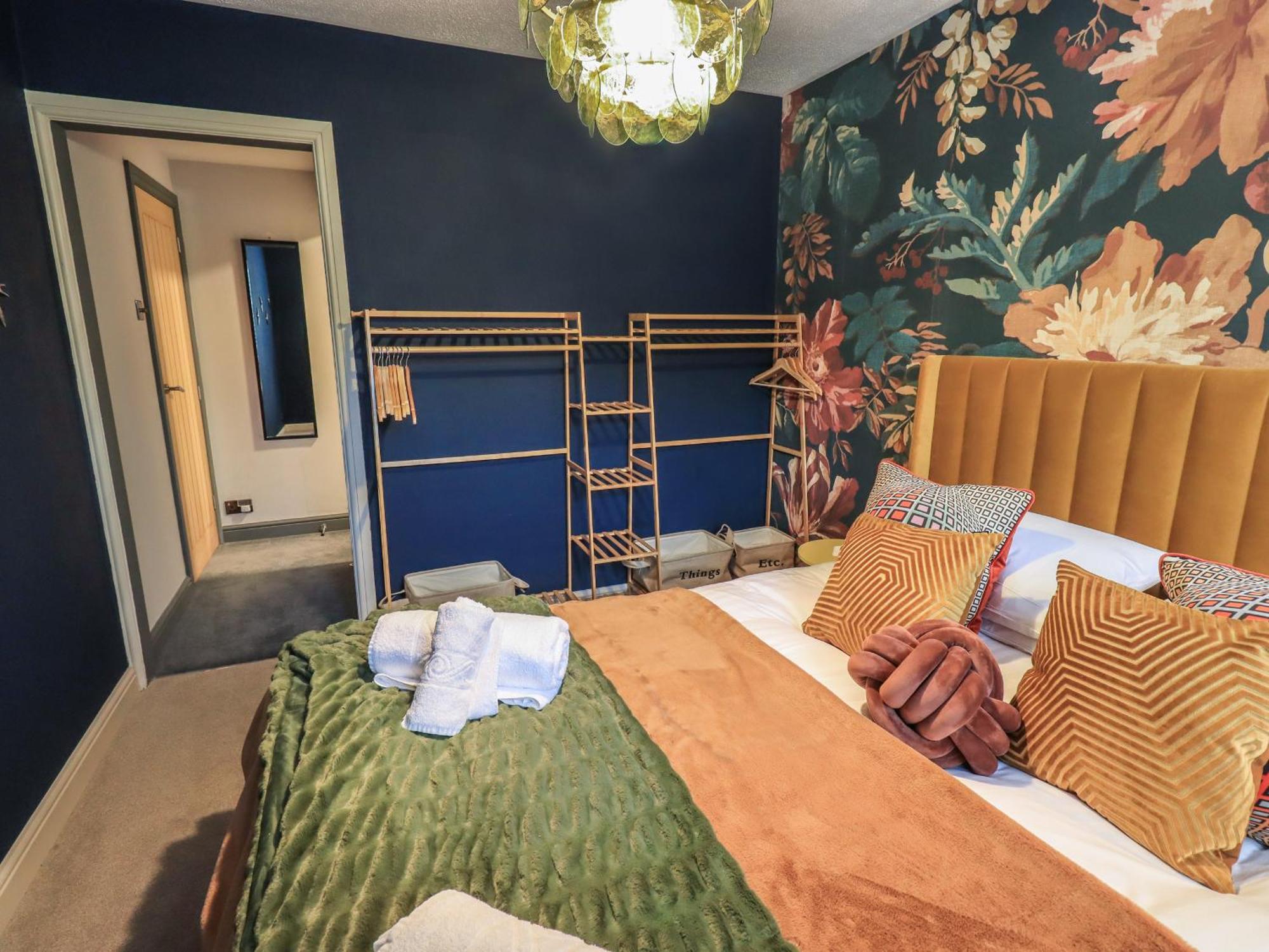 Tipsy Bee Villa Уиндермер Екстериор снимка
